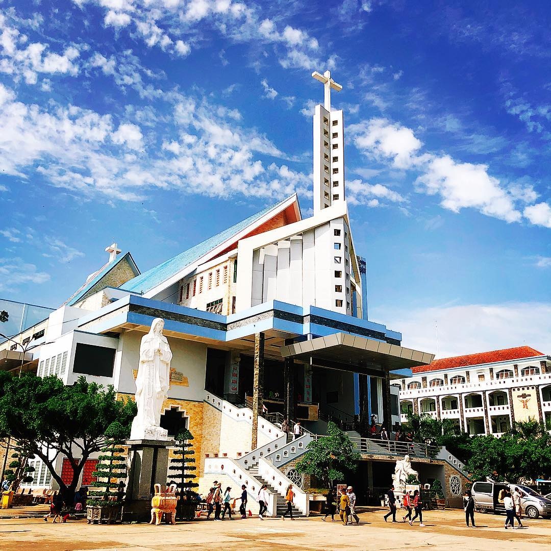 Thánh lễ được cử hành mỗi ngày
